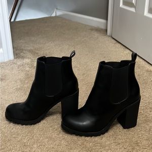 Chunky heel black booties